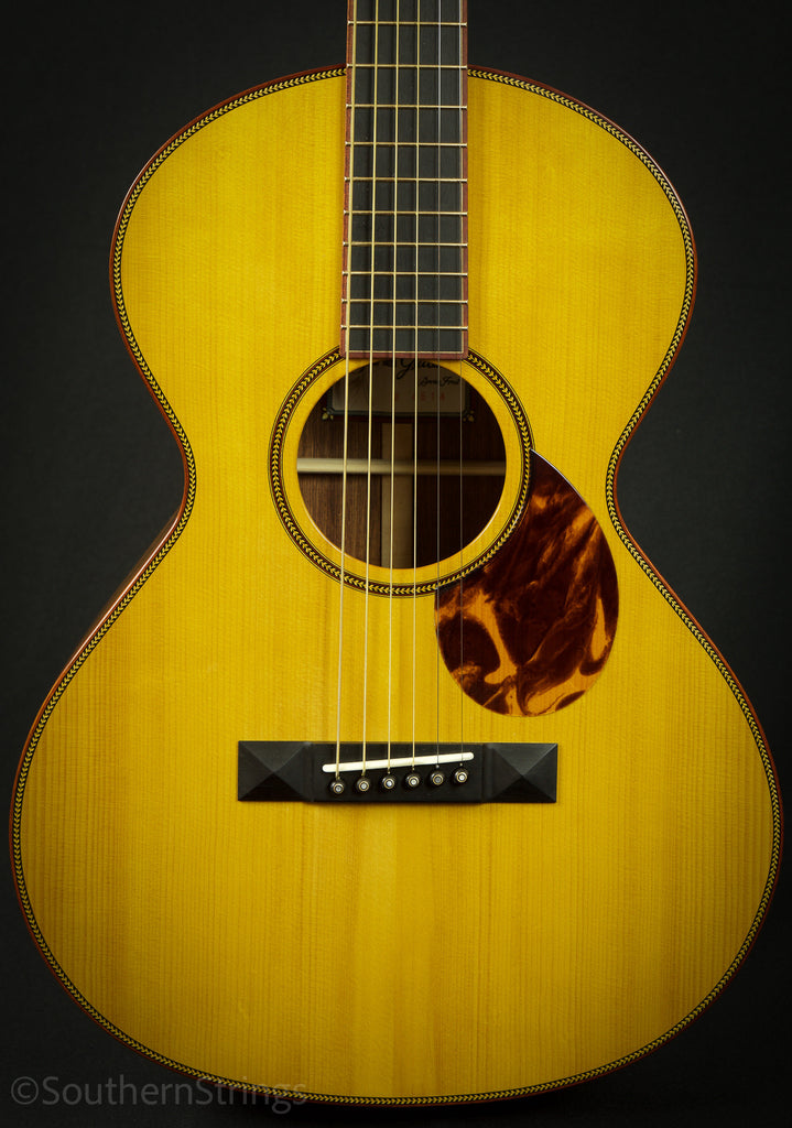 Big Hollow Honduran Rosewood 00 Plainsman
